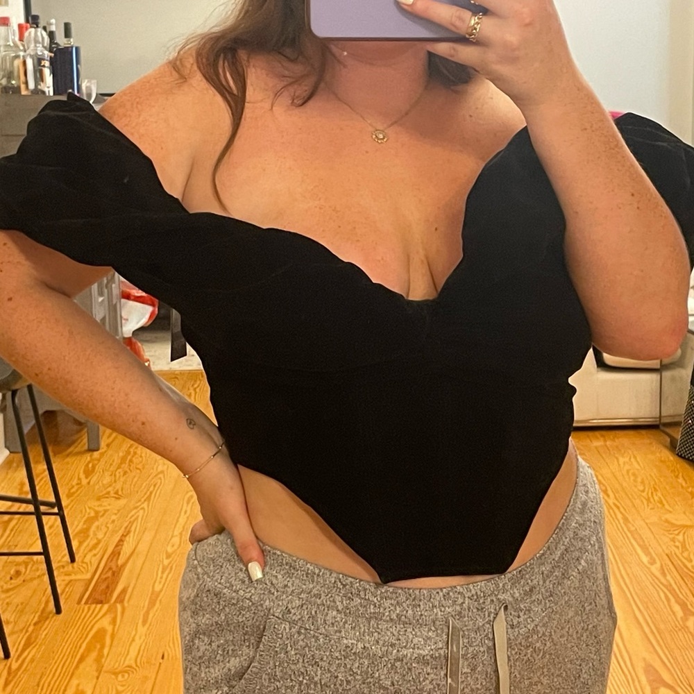 NWT** Nasty Gal off the shoulder velvet corset top
